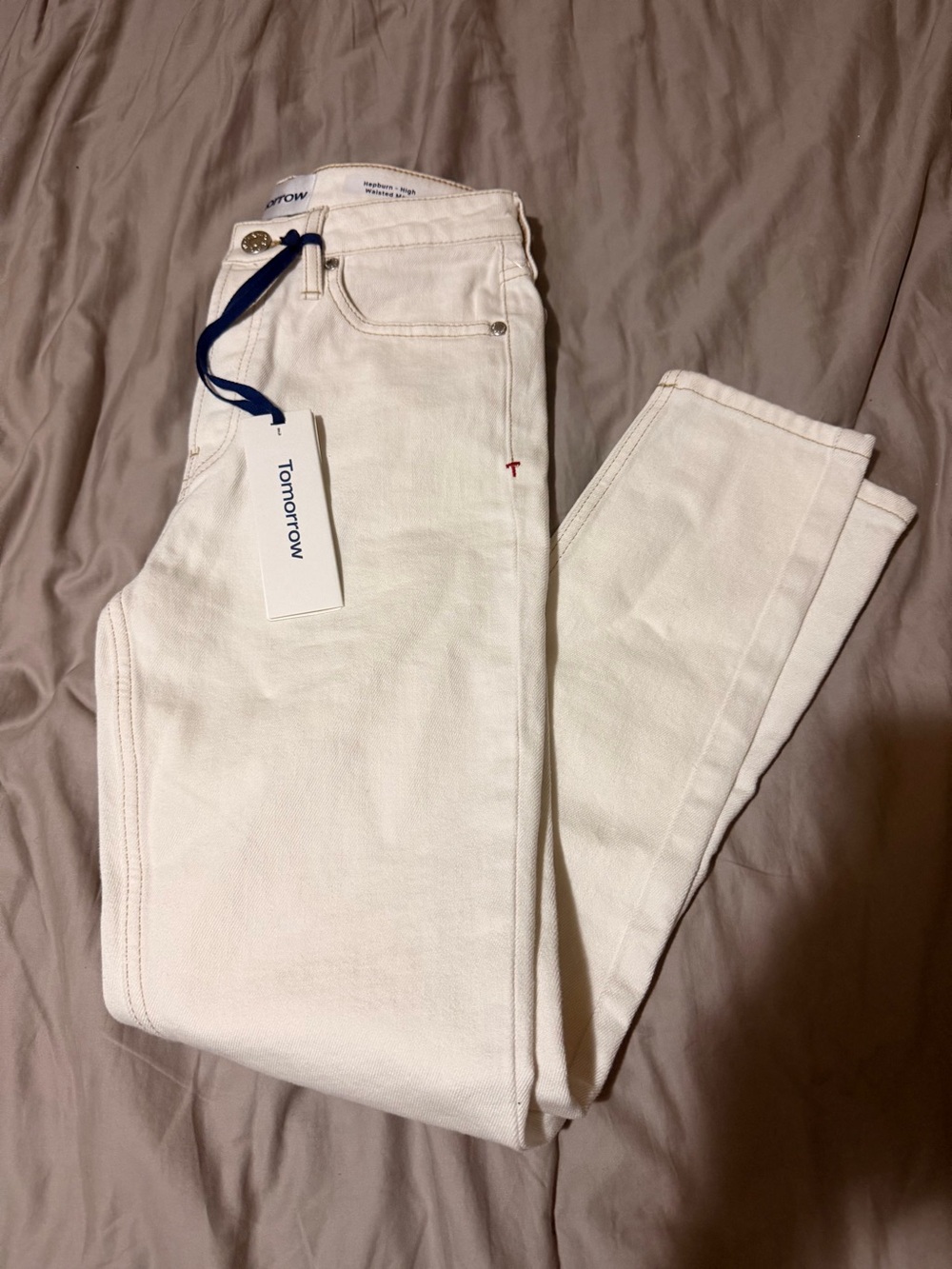 tomorrow denim hepburn high waisted mom off white jean w25 L30 nwt